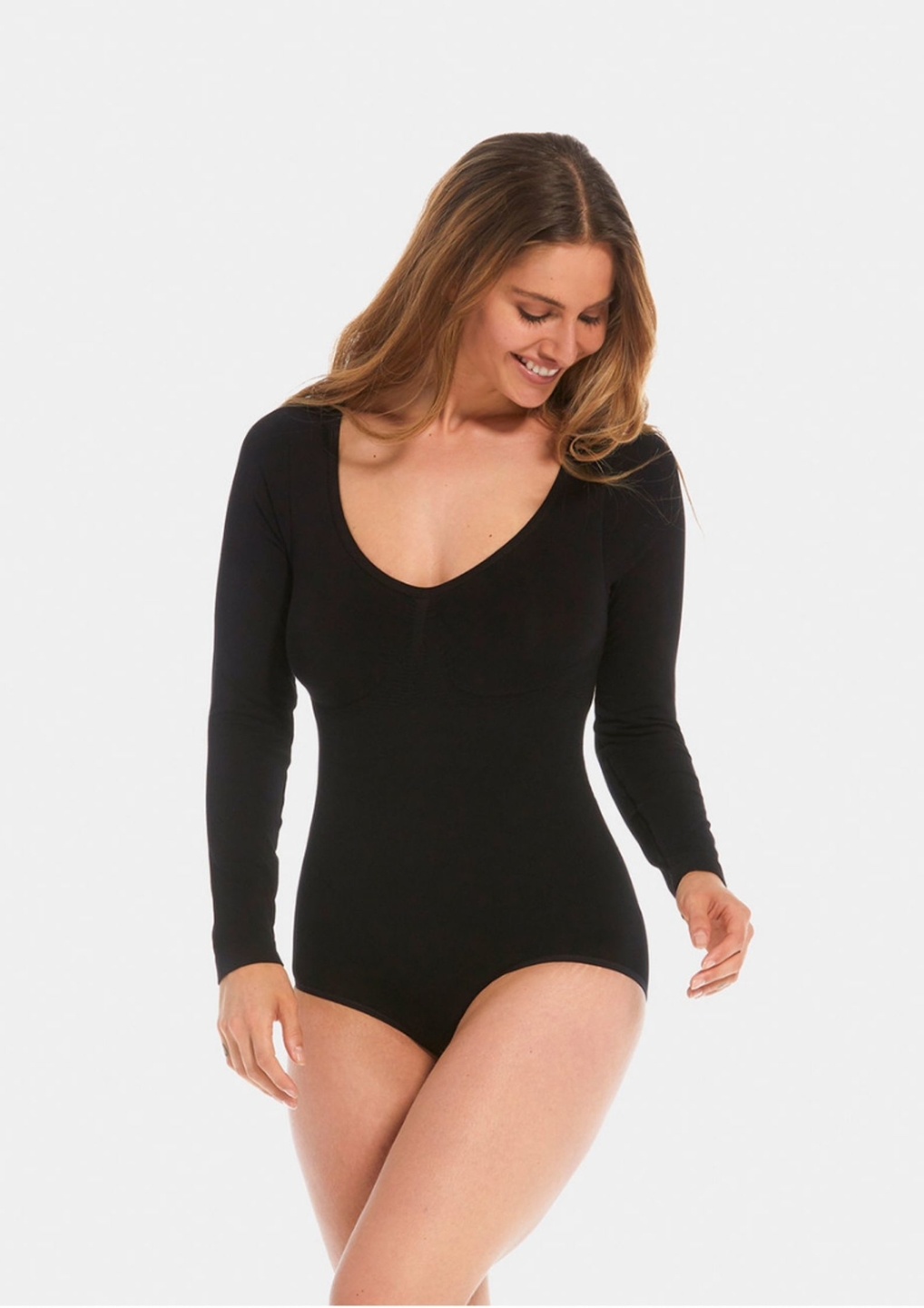 I'm 235 lbs with 42H boobs - I don't wear shapewear with tight