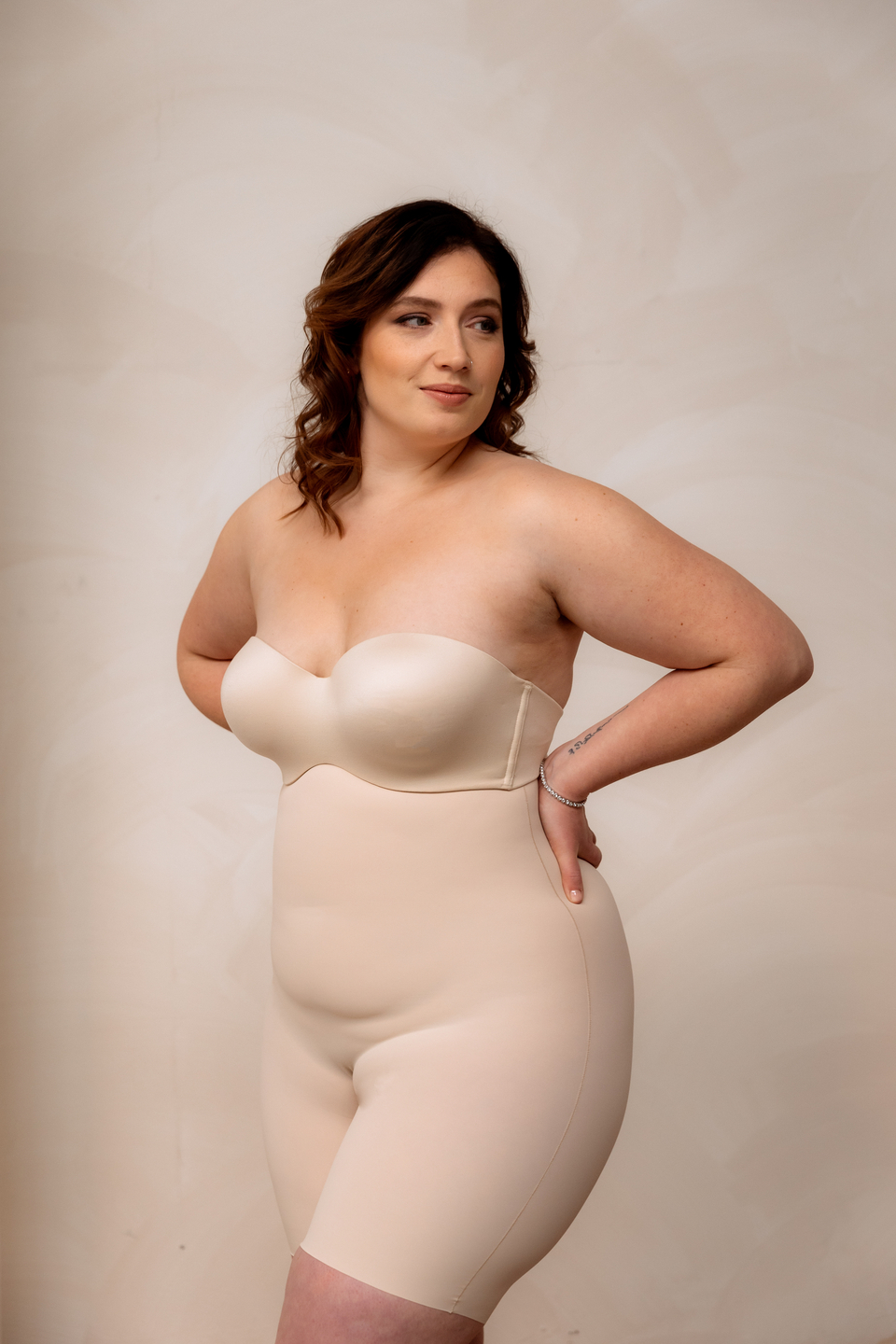 How to Find the Right Size Shapewear